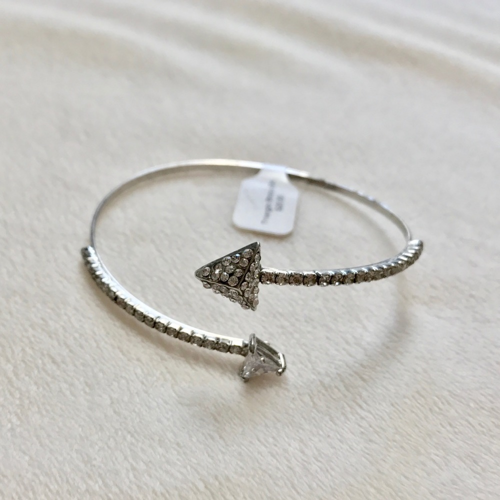 CLAIMED! 🎁 FREE w/ $65 or more purchase! - Picture 4 of 7